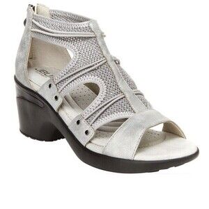 Women’s JBU Everly Lt Gray/Brushed Shimmer Gladiator Sandal, Size 10